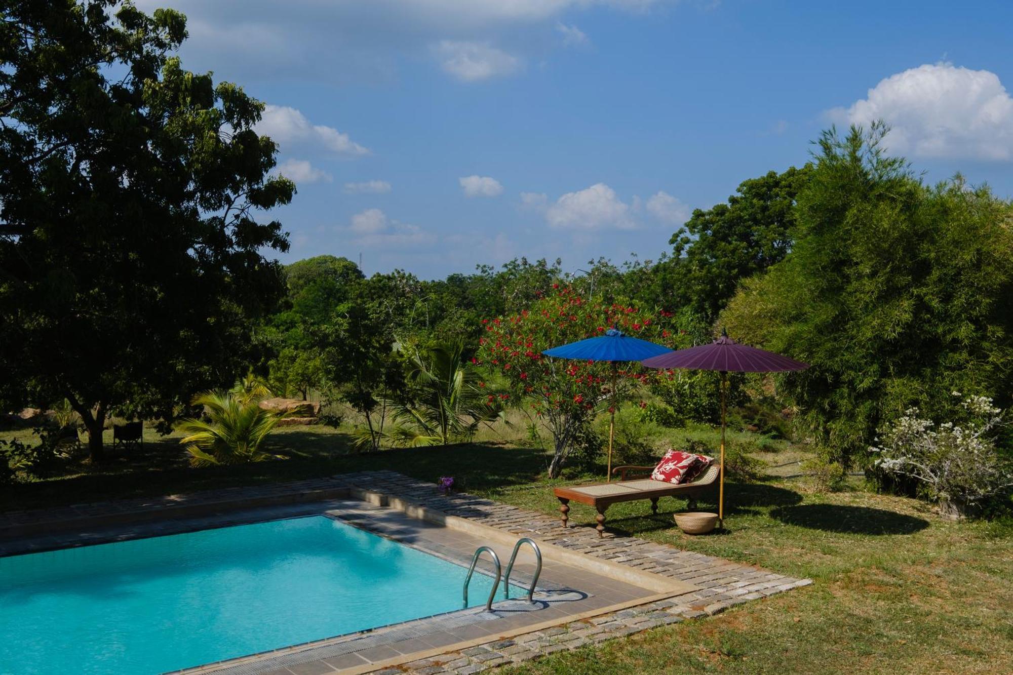 Treasure Rock Bed & Breakfast Kirinda  Dış mekan fotoğraf