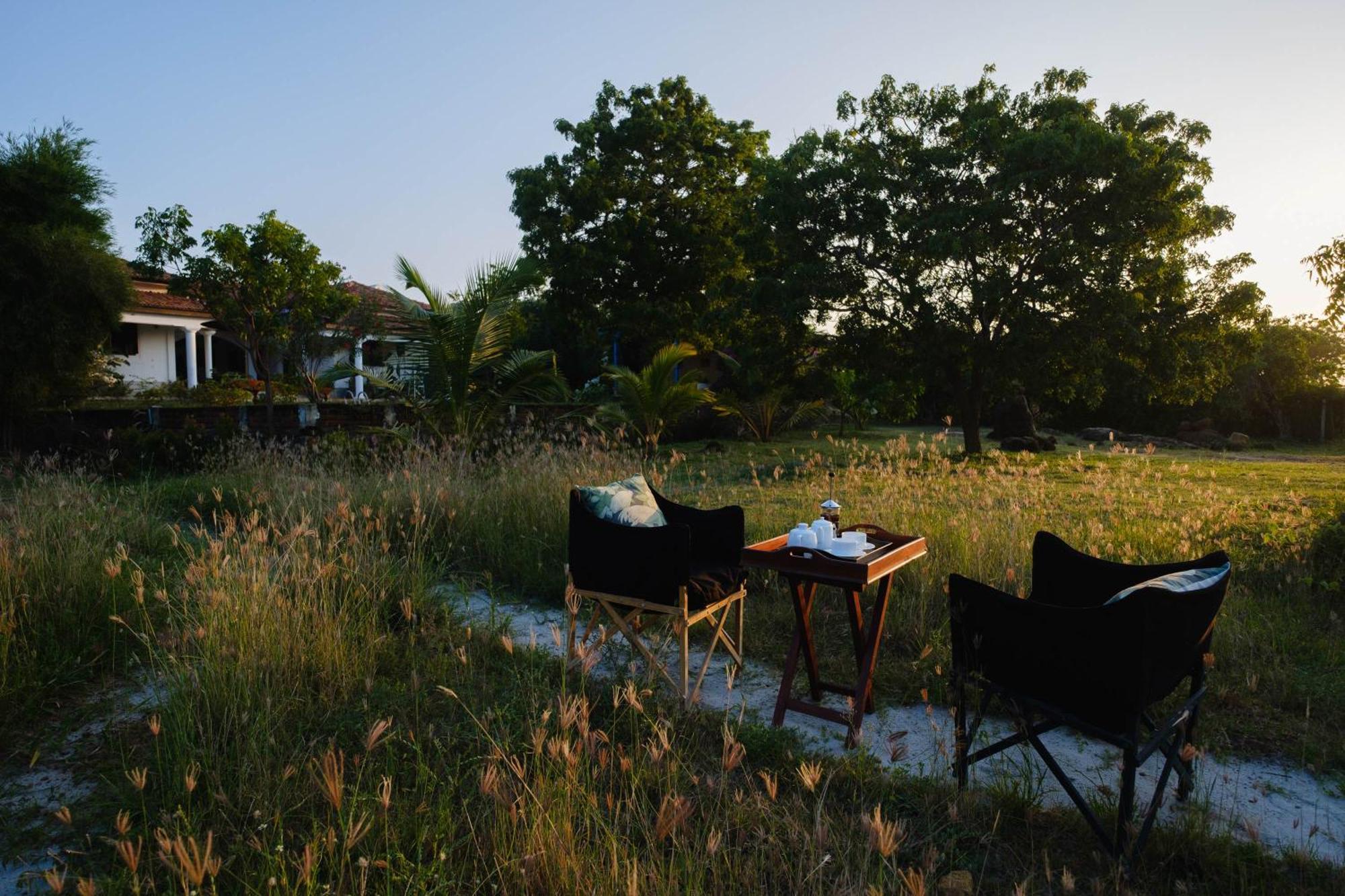 Treasure Rock Bed & Breakfast Kirinda  Dış mekan fotoğraf